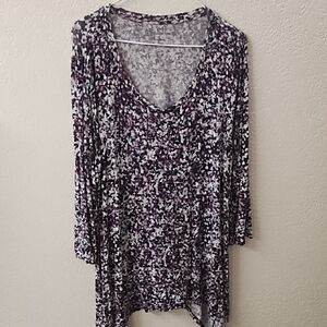 Women's Purple and White Floral Top